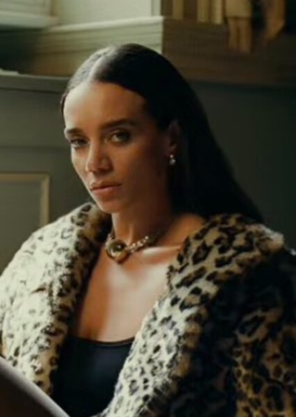 Hannah John-Kamen photo