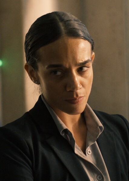 Hannah John-Kamen photo