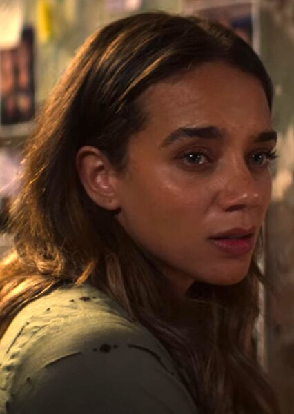 Hannah John-Kamen photo