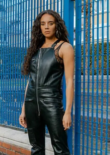 Hannah John-Kamen photo