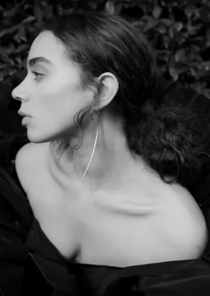 Hannah John-Kamen photo