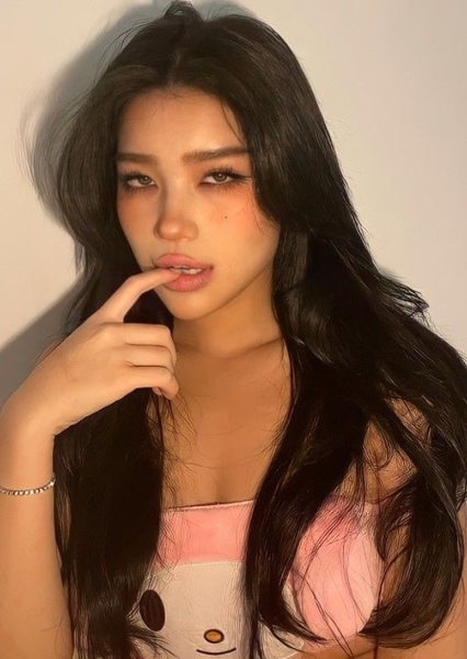 Hannah Kae Kim photo