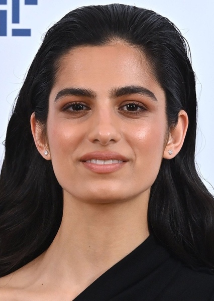 Hannah Khalique-Brown photo
