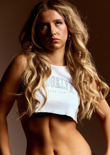 Hannah Lowery photo