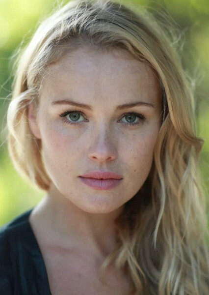 Hannah New photo