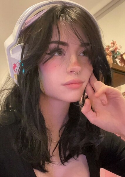 Hannah OwO photo