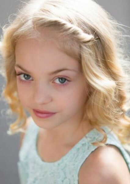 Hannah R. Loyd photo