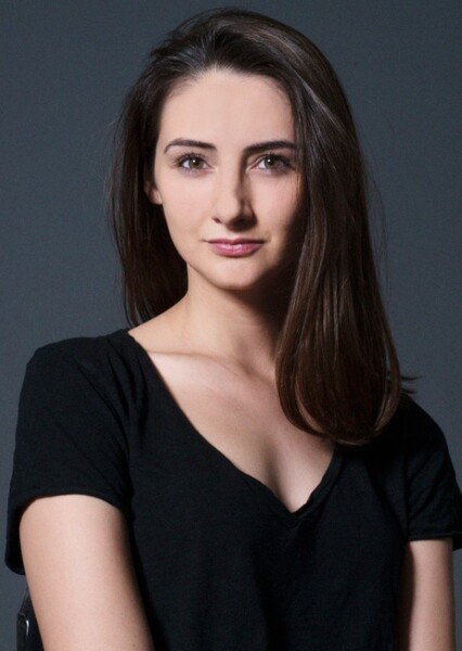 Hannah Taylor Gordon photo