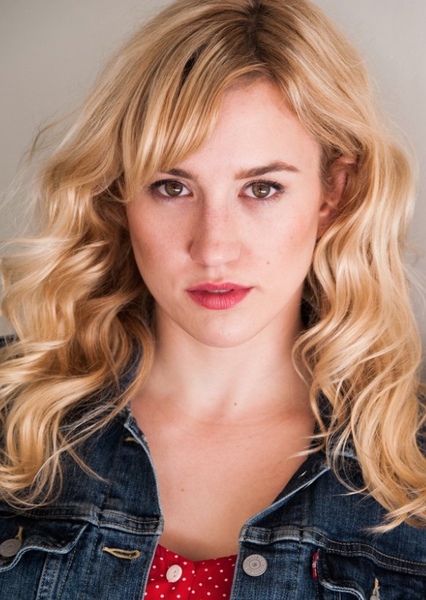 Hannah Telle photo