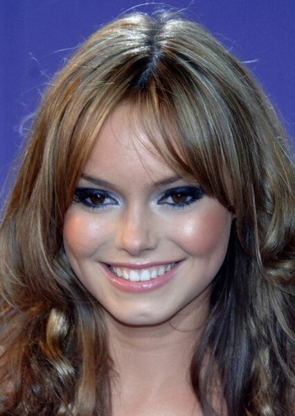 Hannah Tointon photo