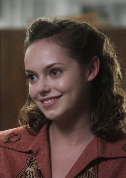 Hannah Tointon photo