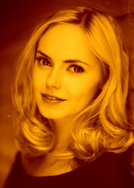 Hannah Tointon photo
