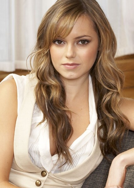 Hannah Tointon photo