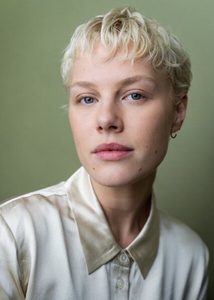 Hannah van der Westhuysen photo