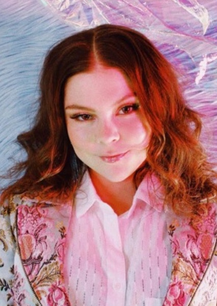 Hannah Zeile photo