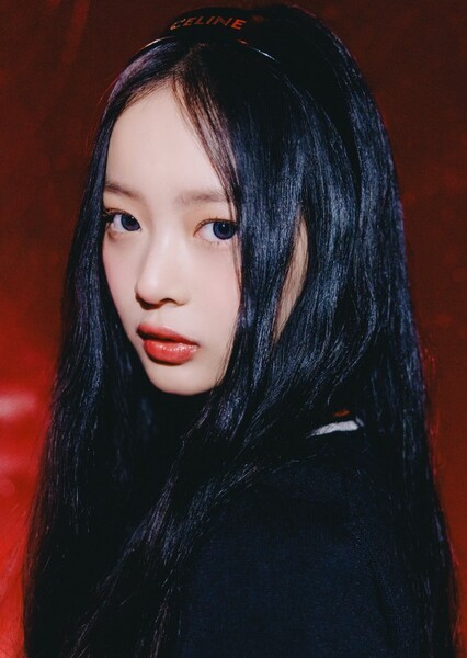 Hanni Pham photo