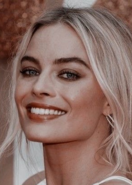 Harley Quinn (Margot Robbie) photo