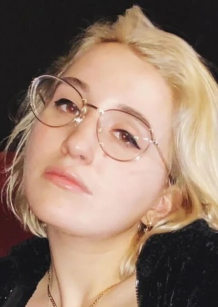 Harley Quinn Smith photo