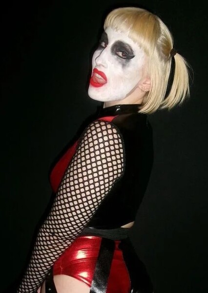 Harley Quinn Smith photo