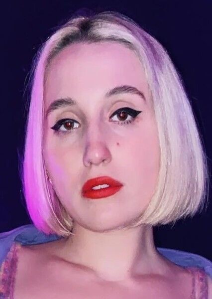 Harley Quinn Smith photo