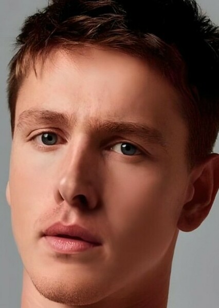 Harris Dickinson photo