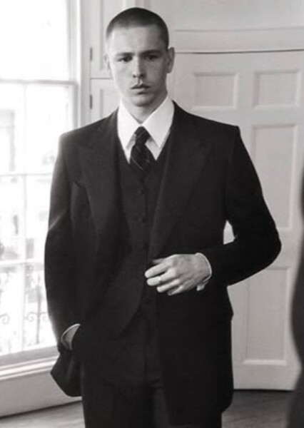 Harris Dickinson photo