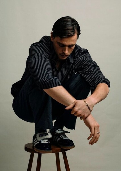 Harris Dickinson photo