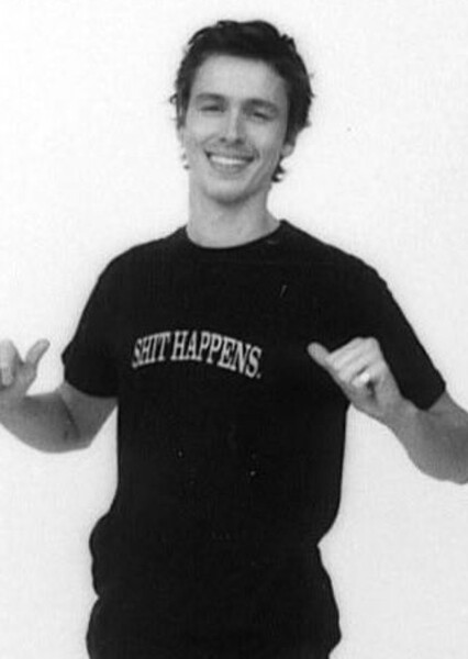 Harris Dickinson photo