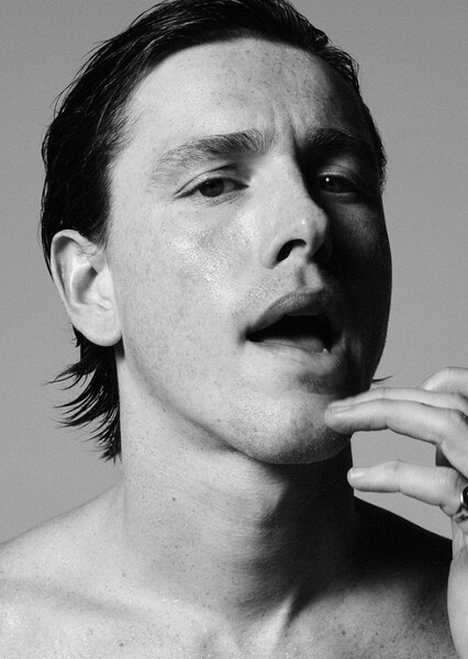 Harris Dickinson photo