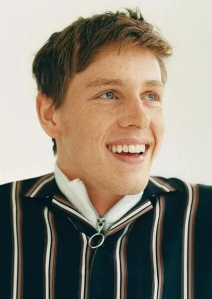 Harris Dickinson photo
