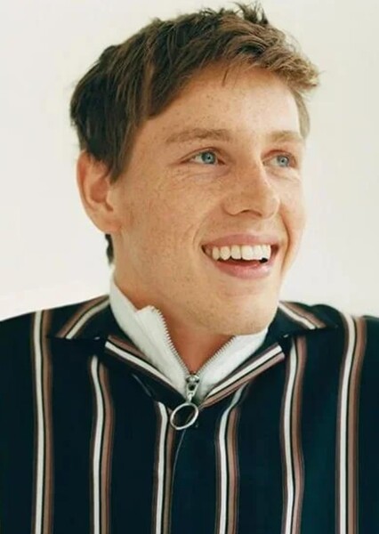 Harris Dickinson photo