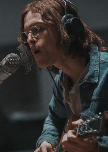 Harris Dickinson