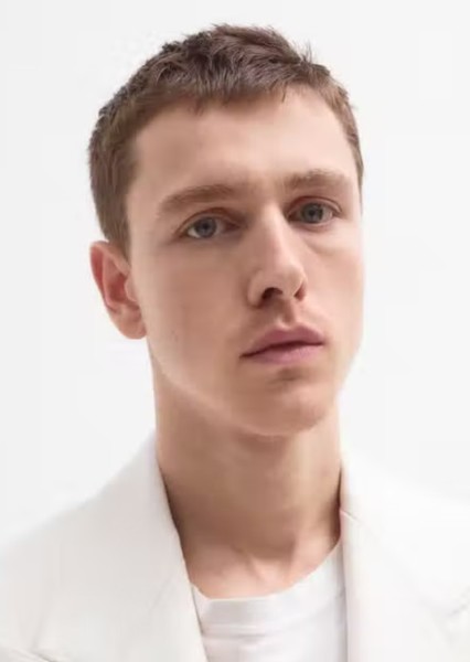 Harris Dickinson photo