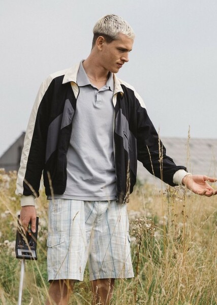 Harris Dickinson photo