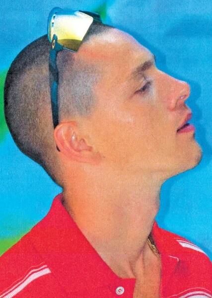 Harris Dickinson photo