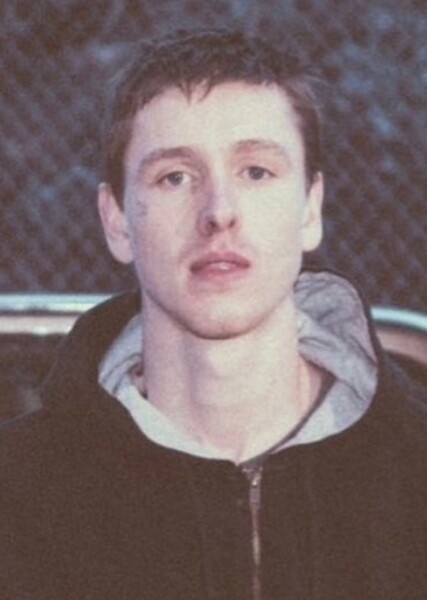Harris Dickinson photo