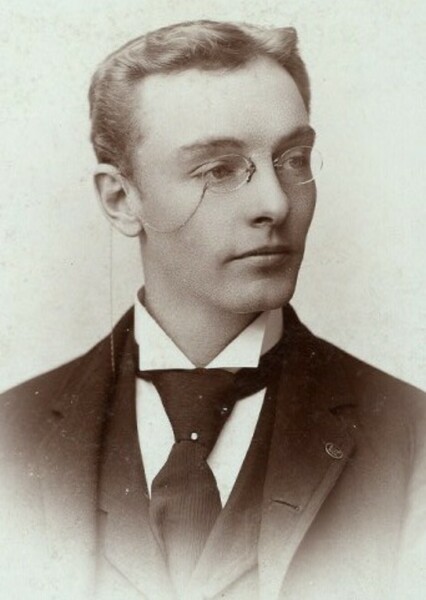Harry Davenport photo