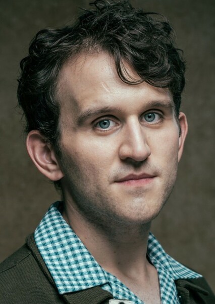Harry Melling photo
