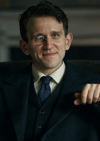 Harry Melling photo