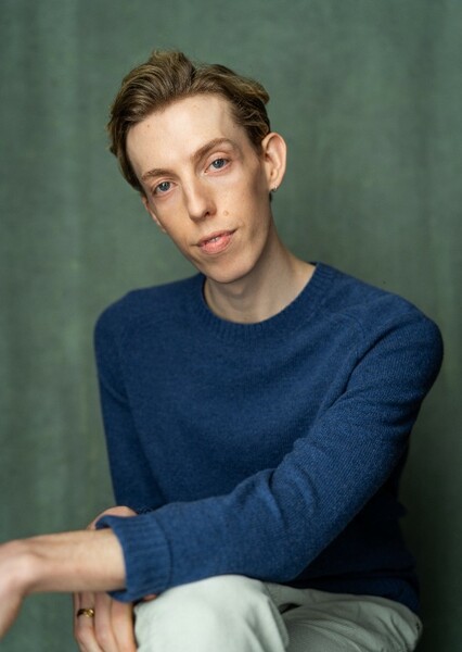 Harry Trevaldwyn photo