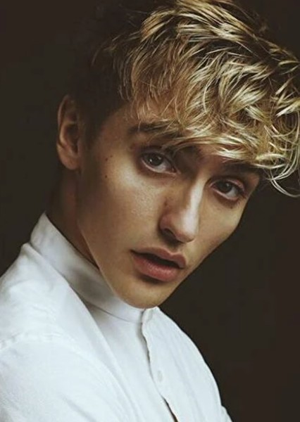 Hart Denton photo