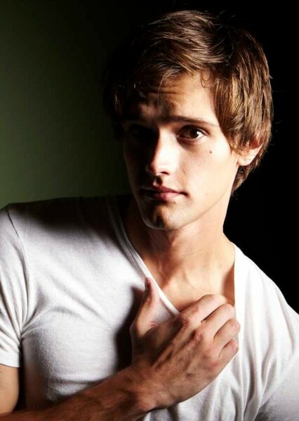 Hartley Sawyer photo