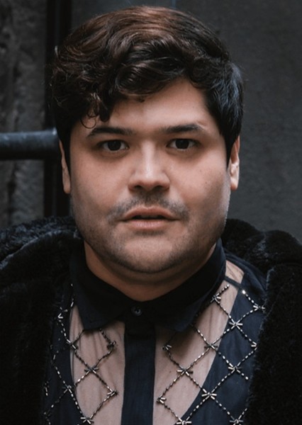 Harvey Guillen photo