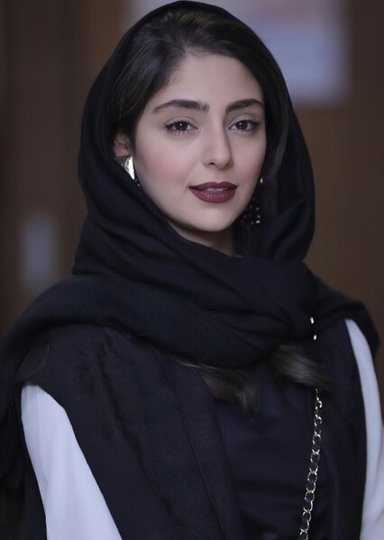 Hasti Mahdavifar photo