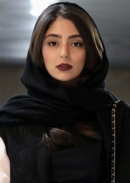 Hasti Mahdavifar photo