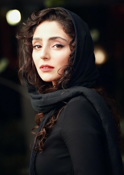 Hasti Mahdavifar photo