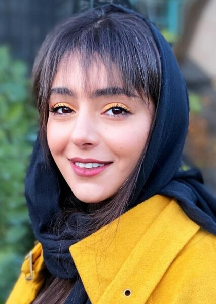 Hasti Mahdavifar photo