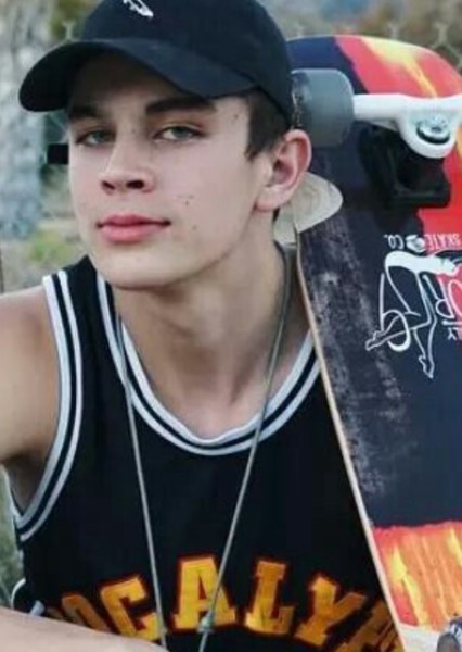 Hayes Grier photo