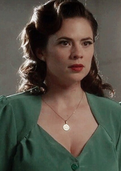 Hayley Atwell photo