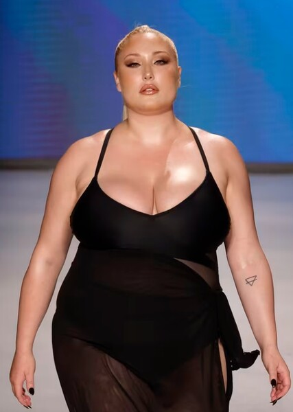 Hayley Hasselhoff photo